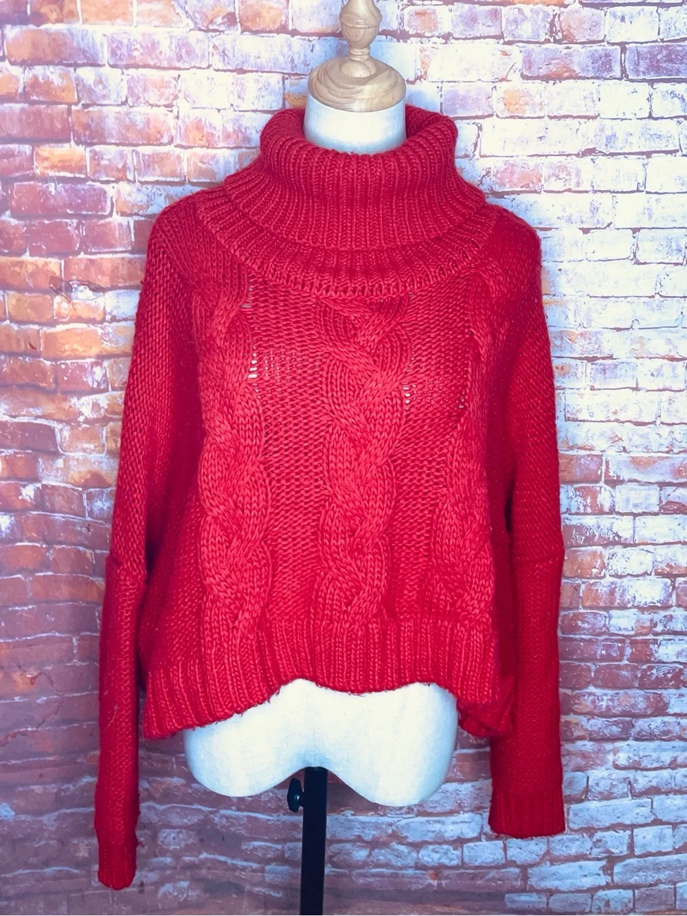 Jack by BB Red Chunky Slouchy Cropped Cable-Knit Turtleneck Sweater for Women